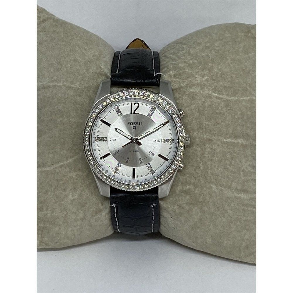 Fossil FTW5015 Women's Black Leather Analog Silver